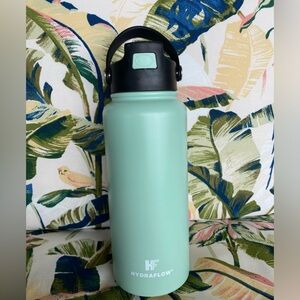 Hydraflow Hybrid 34oz Triple Wall Vacuum Insulated Bottle with Flip Straw